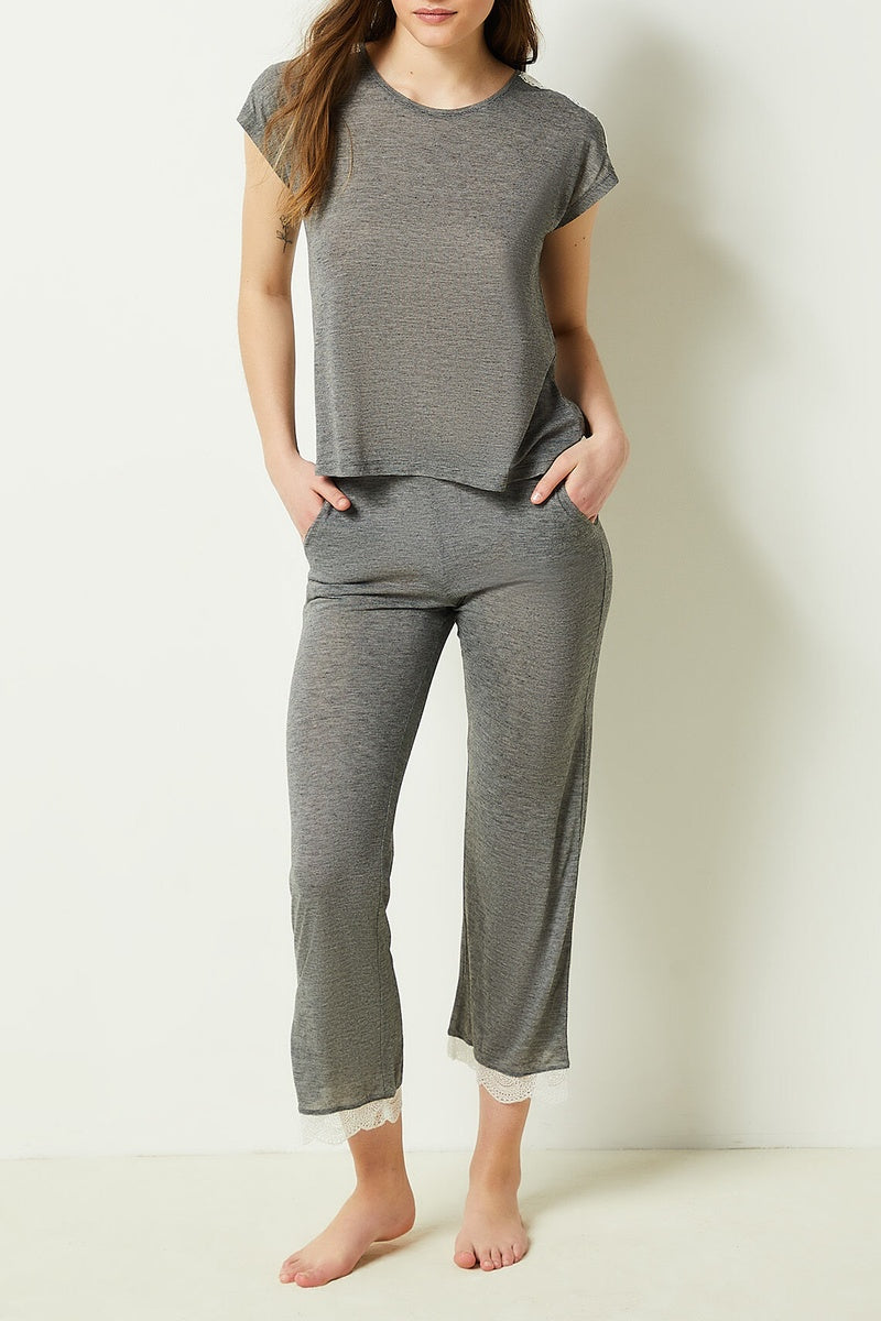 T-shirt de pyjama Warm gris chiné avec dentelle aux épaules
