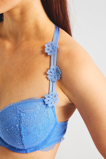 Soutien-gorge ampliforme Eternité en dentelle bleu ciel avec armatures