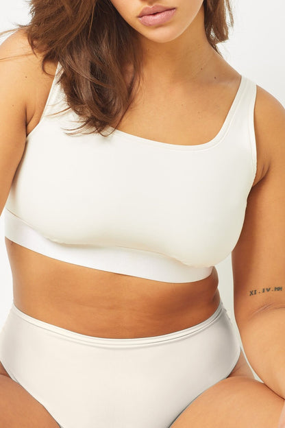 Brassière sans armatures en coton doux coloris écru confortable